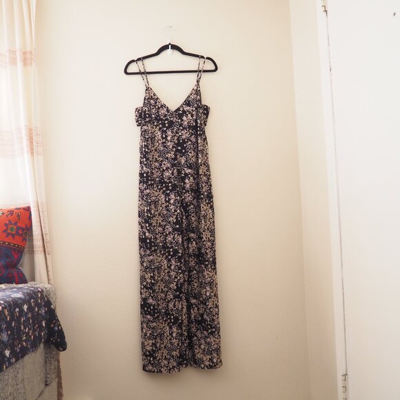 Lulus Chic Aspect Black Floral Backless Wide Leg Spaghetti Strap Jumpsuit sz S - Picture 5 of 9